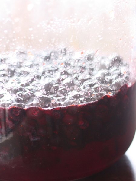 画像3: 山形県産ブルーベリー酵素漬　140g入り　※非加熱製法　米麹に漬け込み発酵させました！バケットやチーズにそのままのせてお召し上がりくださいませ！ヨーグルトやアイスクリームやかき氷のトッピングにもお勧めです！ (3)